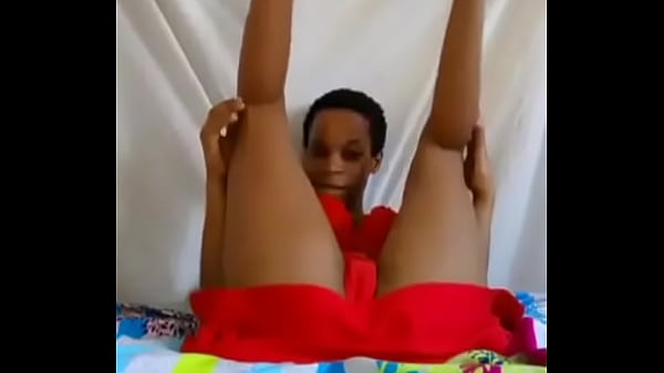 Sexy Tanzania girl