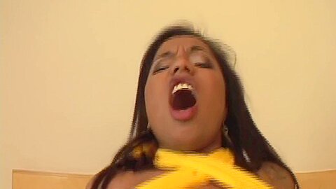 Native African – Rihana Loves Getting Her Pussy And Ass