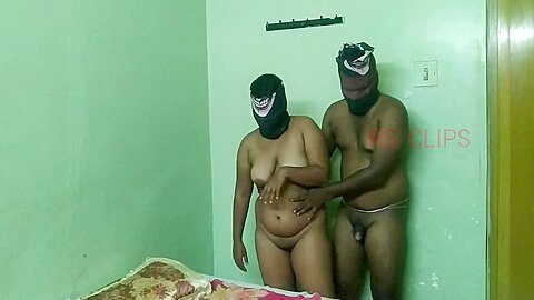 Tamil Office Girl Sex With Office Boss In Oyo